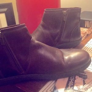 Birkenstock leather ankle booties